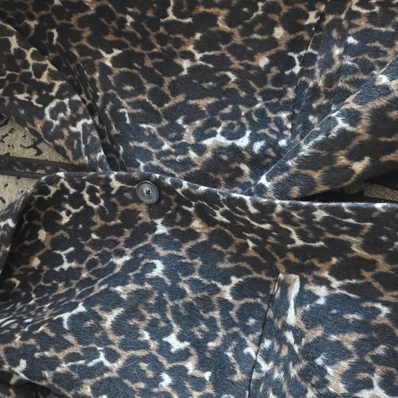 DIP Women's Coat - Picture 6 of 13